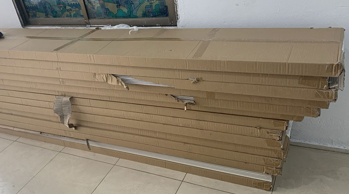 Cách kiểm tra tấm nhựa ốp tường chất lượng nhờ kiểm tra bao bì