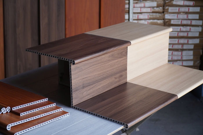 Mặt bậc cầu thang nhựa giả gỗ