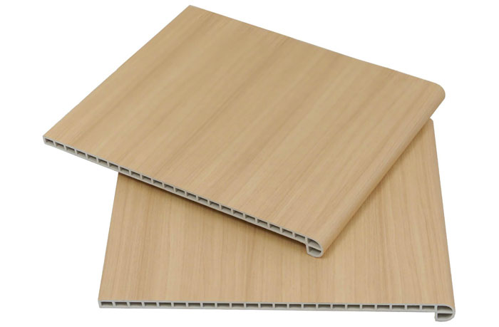 mặt bậc cầu thang nhựa giả gỗ vàng sồi