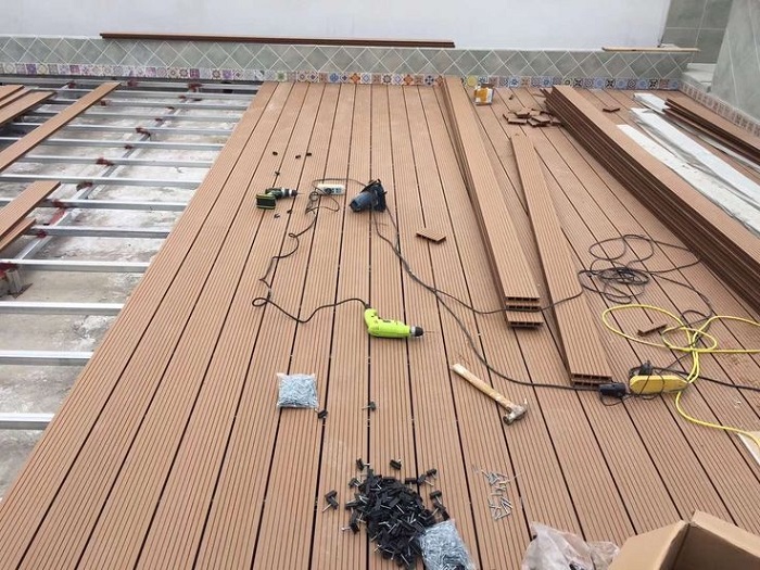 sàn gỗ nhựa ngoài trời thanh lý