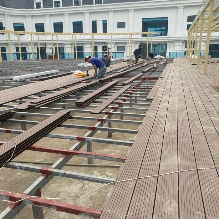 sàn gỗ nhựa ngoài trời được thanh lý