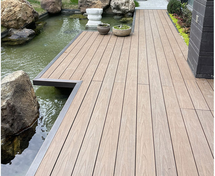 tại sao lắp sàn gỗ nhựa ngoài trời lại cần có khe hở