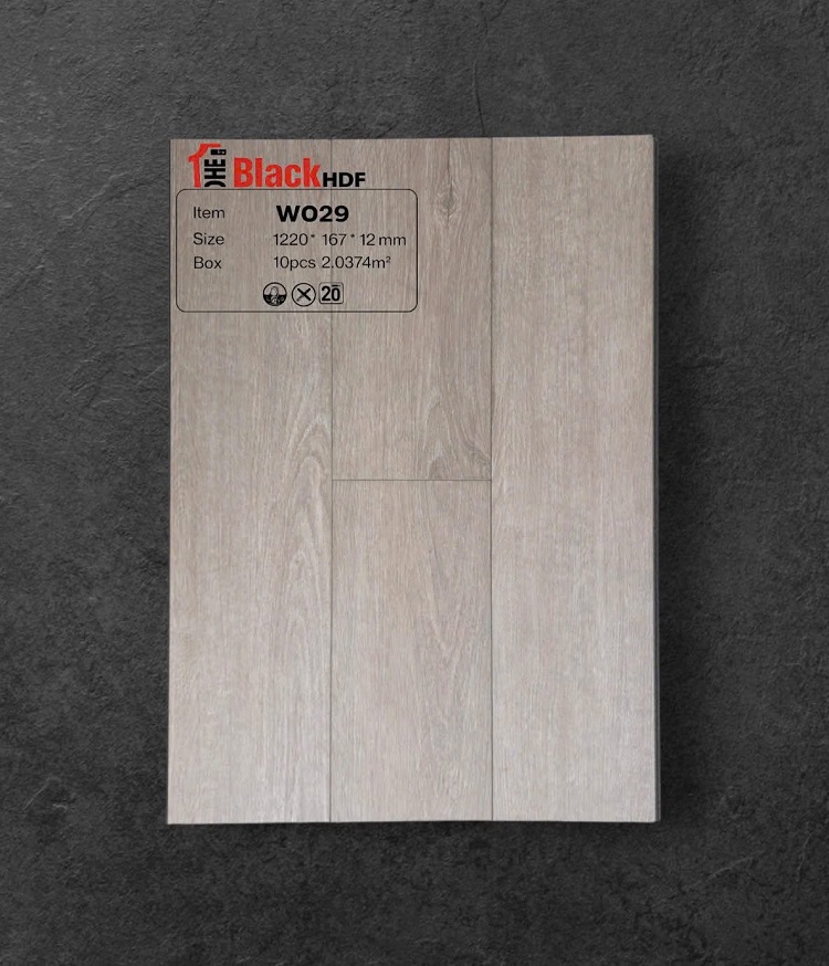 Sàn gỗ One Black cốt đen W029