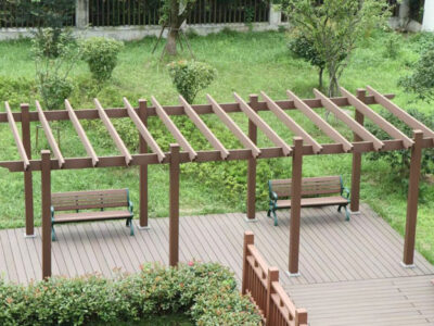 Giàn hoa gỗ nhựa ngoài trời là gì
